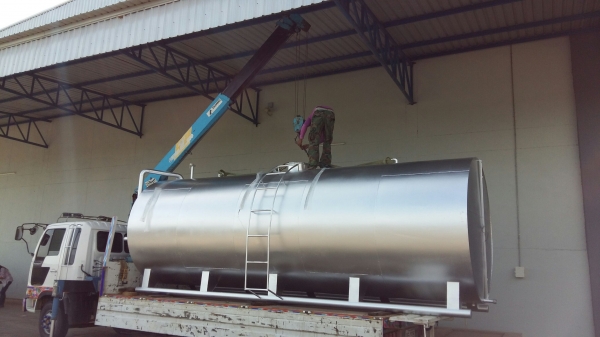 ขายถังน้ำมันใหม่ขนาด 20000 ลิตร ผลิตเอง เหล็กหนา ุ6 มม.