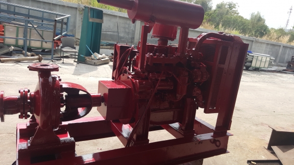 ขายปั๊มน้ำเครื่องยนต์แรงดันสูงใช้สำหรับดับเพลิง ราคา80,000 บาท