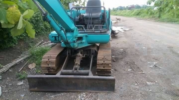 ขายชิ้นส่วนอะไหล่ รถแมคโค PC-30-7 มีตัวสไลด์บูม กระบอกอาร์ม กระบอกบุ้งกี้ ลอนเลอร์   และอีกหลายอย่างครับ