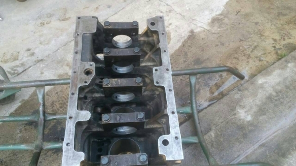 ขายเสื้อสูบ รถแมคโค 6-D-95-L และ4-D-95-L เสื้อสวยครับ ไม่มีรอยปะ รับประกันครับ ขายไม่แพง