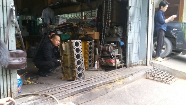 ขายเสื้อสูบ รถแมคโค 6-D-95-L และ4-D-95-L เสื้อสวยครับ ไม่มีรอยปะ รับประกันครับ ขายไม่แพง