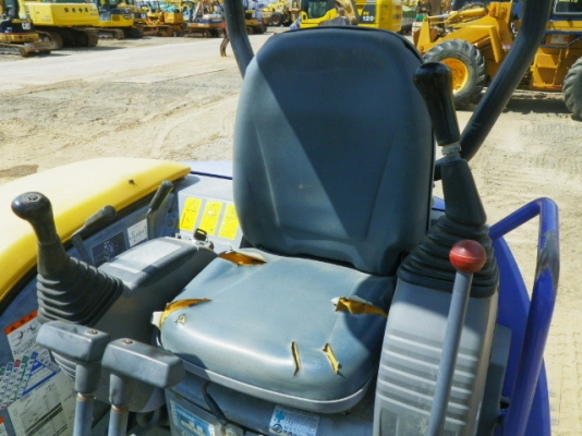 Komatsu PC27MR-1 (เทียบเท่าPC30) เก่าญี่ปุ่น นำเข้าเองจากญี่ปุ่นโดยตรง