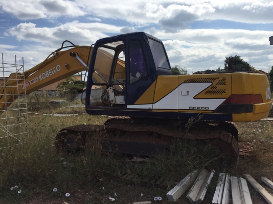 ขายโกเบ200มาร์ค3ไฟฟ้าตัด KOBELCO MARK3เล่มทะเบียนพร้อมโอน  750,000-สนใจติดต่อ0895770265 รถอยู่ จ สกลนคร