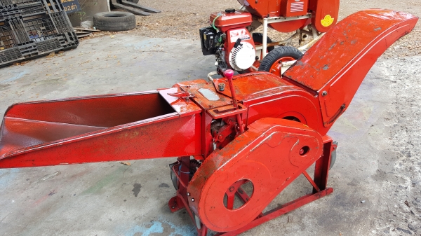 ตัวเปล่าเครื่องย่อยกิ่งไม้ สอบถามต่อรองได้ขายได้ขาย รหัสสินค้า C2 - 24 ราคา 13800 บาท ตัวเปล่าเครื่องย่อยกิ่งไม้ สอบถามต่อรองได้ขายได้ขาย รหัสสินค้า C2 - 24 ราคา 13800 บาท