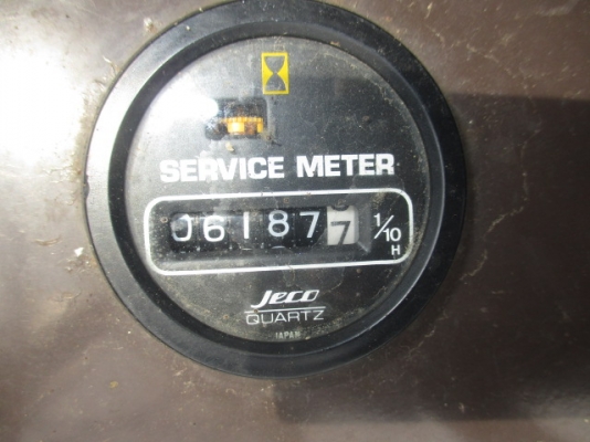 ขายรถตัก KOMATSU WA300-1 สภาพสวยพร้อมใช้งานนำเข้าจากญี่ปุ่น ติดต่อ อำพล 090-9694506/ 080-3031241