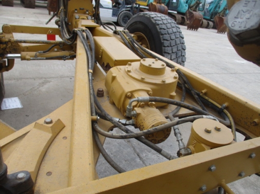 ขายรถเกรด CATERPILLAR 140M นำเข้าจาก USA สนใจติดต่อ อำพล 090-9694506, 080-3031241