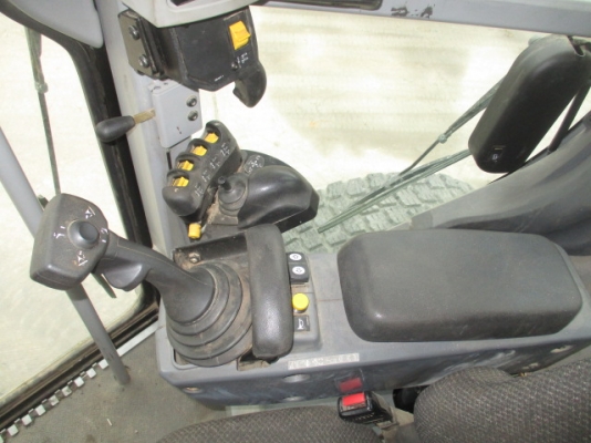 ขายรถเกรด CATERPILLAR 140M นำเข้าจาก USA สนใจติดต่อ อำพล 090-9694506, 080-3031241