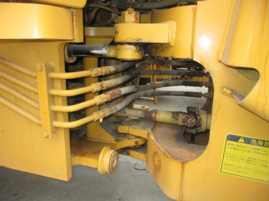 ขายรถตัก CATERPILLAR 910F สภาพสวยพร้อมใช้งานนำเข้าจากญี่ปุ่น ติดต่อ อำพล 090-9694506/ 080-3031241 ขายรถตัก CATERPILLAR 910F สภาพสวยพร้อมใช้งานนำเข้าจากญี่ปุ่น ติดต่อ อำพล 090-9694506/ 080-3031241