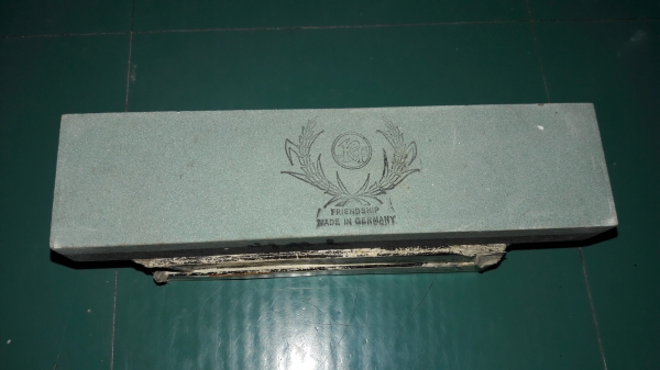 ขายหินลับมีดตรารวงข้าว MADE IN GERMANY.