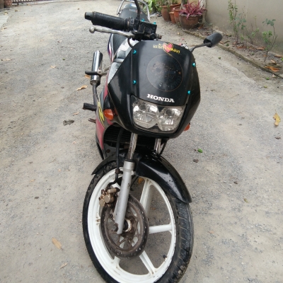 Honda ls 125 รถบ้านสภาพดี Honda ls 125 รถบ้านสภาพดี