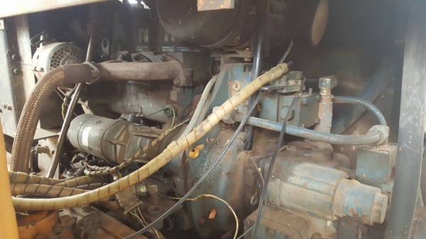 ขาย รถบดสั่นสะเทือน ขนาด 4 ตัน ล้อเหล็กหน้า ล้อหลังยาง 4 เส้น รถพร้อมใช้งานครับ