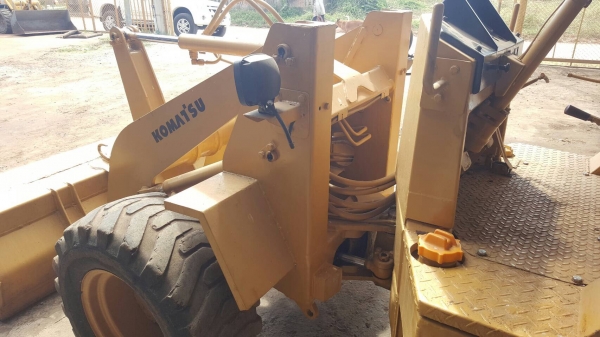 ขาย รถตัก KOMATSU WA30-2 สภาพพร้อมใช้งาน ราคาต่อรองได้ครับ