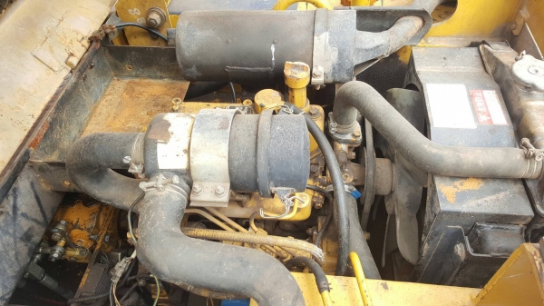 ขาย รถตักขนาดเล็ก KOMATSU SK05 เครื่องดี ปั้มดี ใช้งานได้ แต่ต้องเช็คระบบเลี้ยวซ้ายขวา ราคาต่อรองได้