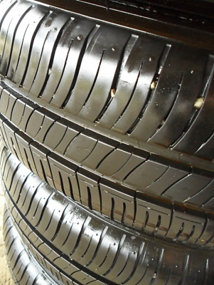 แม็กรถเก๋ง 4รู100ยางมิชลิน ดอกเกือบ1เซ็น ลงพื้นปี13 (4ล้อ3,500)