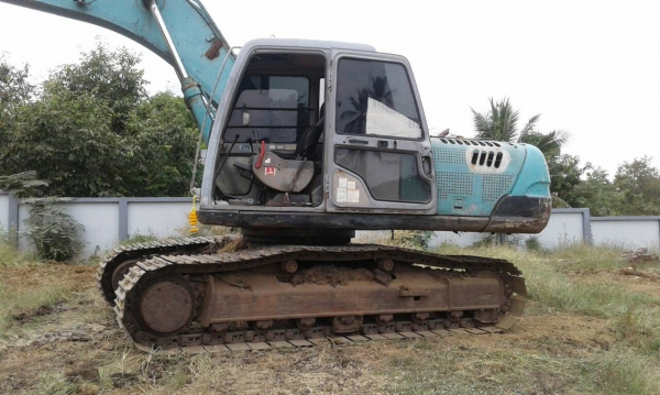 KOBELKO SK200 MAKR    5 SUPER มาร์ค 5 ชุปเปอร์สภาพดี ระบบไฟฟ้าใช้ได้ขาดมอเตอร์คันเร่ง 760,000บ.รถอยู่ลพบุรี สนใจ 0835601591 หรือ 0903494058