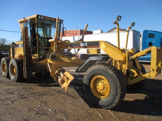 รถเกรดCAT 140H #2ZK06716 ปี2001ถึงไทยเร็วๆนี้ครับ