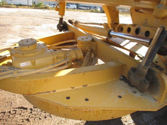 รถเกรดCAT 140H #2ZK06716 ปี2001ถึงไทยเร็วๆนี้ครับ