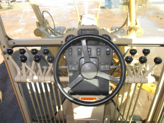 รถเกรดCAT 140H #2ZK06716 ปี2001ถึงไทยเร็วๆนี้ครับ