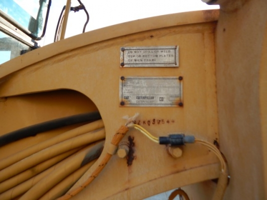 ถึงไทยมีนาคมนี้ครับ รถเกรด CAT 140H #2ZK03954 ปี2000