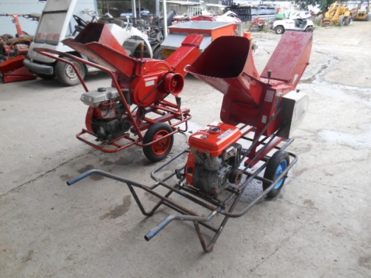 เครื่องย่อยกิ่งไม้ พร้อมใช้งาน