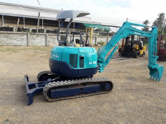 ขายรถแบคโฮ KUBOTA U-30 เครื่อง V1505  แทรคยาง มีไปท์ปิ้ง คอนโทลสั้น ปั๊มนิ้ว รถนอกนำเข้า  ติดต่อ 089-7949488