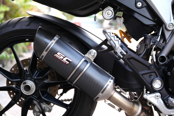 Ducati hyperstrada 821 ปี 2014 ราคา 386,000 วิ่ง 9,xxx