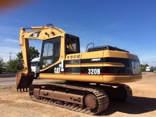 ขายรถแบคโฮ CAT 320B รถนอกนำเข้าเองจากญี่ปุ่น สภาพสวยพร้อมใช้งาน มีVDOการทำงานครับ