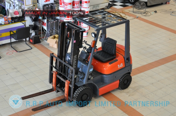 ขายรถโฟล์คลิฟท์มือสอง TOYOTA รุ่น 6FGL14-12348 ราคา 155,000 บาท  นำเข้าจากประเทศญี่ปุ่น 100\% ไม่เคยใช้งานในไทย