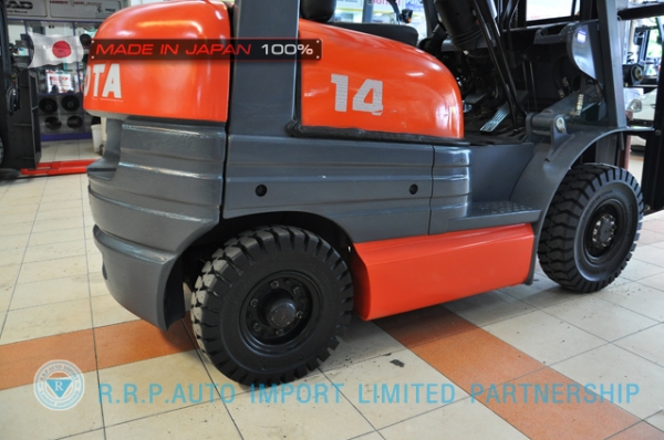 ขายรถโฟล์คลิฟท์มือสอง TOYOTA รุ่น 6FGL14-12348 ราคา 155,000 บาท  นำเข้าจากประเทศญี่ปุ่น 100\% ไม่เคยใช้งานในไทย