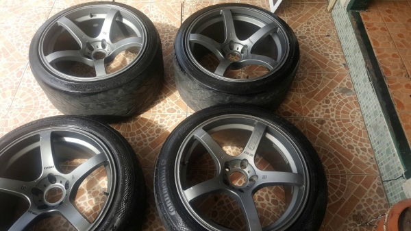 ขายล้อ prodrive 18"หน้า9.5 หลัง 10.5
