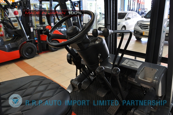 ขายรถโฟล์คลิฟท์มือสอง TOYOTA รุ่น 6FG15-34081 ราคา 155,000 บาท  นำเข้าจากประเทศญี่ปุ่น 100\% ไม่เคยใช้งานในไทย