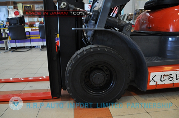 ขายรถโฟล์คลิฟท์มือสอง TOYOTA รุ่น 6FG15-34081 ราคา 155,000 บาท  นำเข้าจากประเทศญี่ปุ่น 100\% ไม่เคยใช้งานในไทย