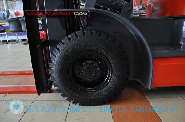 ขายรถโฟล์คลิฟท์มือสอง TOYOTA รุ่น 6FG15-10499 ราคา 155,000 บาท  นำเข้าจากประเทศญี่ปุ่น 100\% ไม่เคยใช้งานในไทย