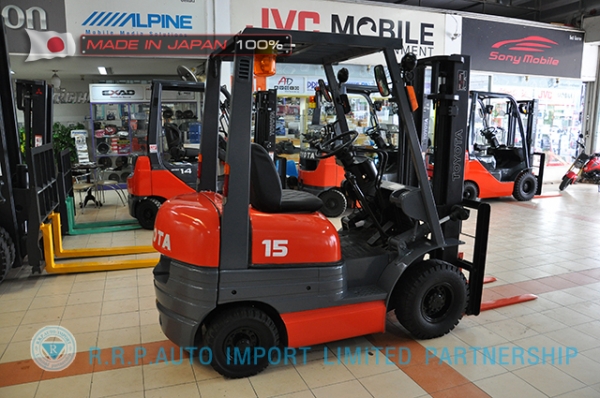 ขายรถโฟล์คลิฟท์มือสอง TOYOTA รุ่น 6FG15-10499 ราคา 155,000 บาท  นำเข้าจากประเทศญี่ปุ่น 100\% ไม่เคยใช้งานในไทย