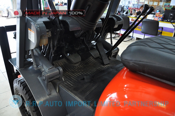 ขายรถโฟล์คลิฟท์มือสอง TOYOTA รุ่น 6FG15-10499 ราคา 155,000 บาท  นำเข้าจากประเทศญี่ปุ่น 100\% ไม่เคยใช้งานในไทย