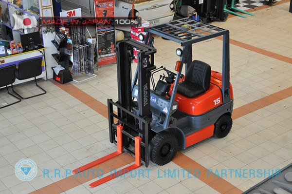 ขายรถโฟล์คลิฟท์มือสอง TOYOTA รุ่น 6FG15-10499 ราคา 155,000 บาท  นำเข้าจากประเทศญี่ปุ่น 100\% ไม่เคยใช้งานในไทย