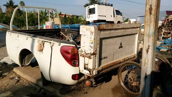 กระบะ ลิฟท้าย สวยๆ ถูกๆ อุปกรณ์ครบ