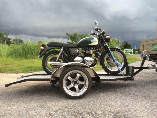 พ่วงบรรทุกมอไซค์ แบบเตี้ย กระดกได้ ขึ้น ลง ง่ายๆ คนเดียว สบายๆ พ่วงบรรทุกมอไซค์ แบบเตี้ย กระดกได้ ขึ้น ลง ง่ายๆ คนเดียว สบายๆ