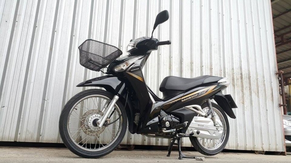 Wave125i ปลาวาฬ สตาร์ทมือ ปี58 วิ่งน้อย สวยกริ๊บ ต่อรองได้ครับ