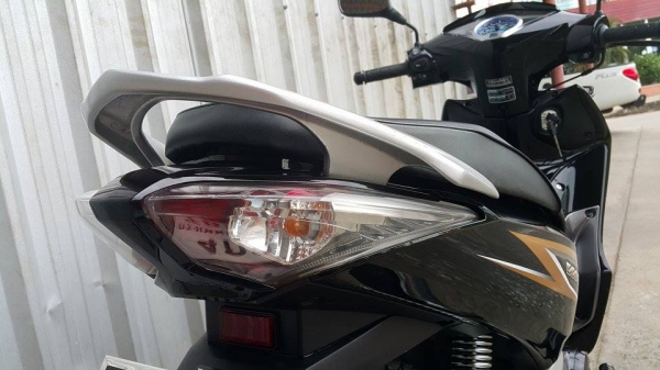 Wave125i ปลาวาฬ สตาร์ทมือ ปี58 วิ่งน้อย สวยกริ๊บ ต่อรองได้ครับ Wave125i ปลาวาฬ สตาร์ทมือ ปี58 วิ่งน้อย สวยกริ๊บ ต่อรองได้ครับ