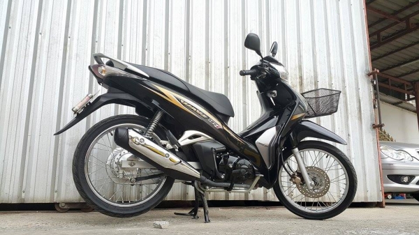Wave125i ปลาวาฬ สตาร์ทมือ ปี58 วิ่งน้อย สวยกริ๊บ ต่อรองได้ครับ Wave125i ปลาวาฬ สตาร์ทมือ ปี58 วิ่งน้อย สวยกริ๊บ ต่อรองได้ครับ