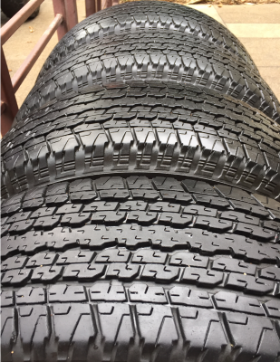 ยาง Bridgestone 245 70 16 ปลายปี15 ดอกเต็ม ไม่มีปะ ราคาไม่แพง ยาง Bridgestone 245 70 16 ปลายปี15 ดอกเต็ม ไม่มีปะ ราคาไม่แพง