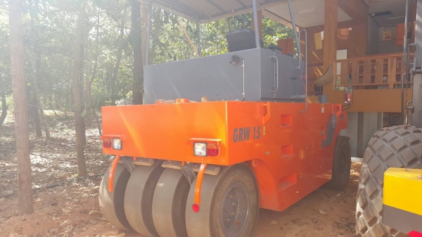 ขาย รถบดล้อยาง 8 ล้อ HAMM GRW-15 ออกห้างมือเดียวปี 58 ใช้งานแค่ 100 ชม. เอกสารเล่มทะเบียนครบ ราคาคุยกันได้