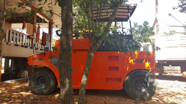 ขาย รถบดล้อยาง 8 ล้อ HAMM GRW-15 ออกห้างมือเดียวปี 58 ใช้งานแค่ 100 ชม. เอกสารเล่มทะเบียนครบ ราคาคุยกันได้