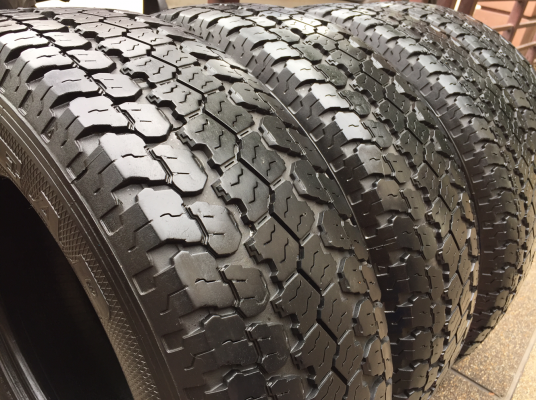 ยาง Goodyear 225 70 15 ปี13 ดอกเต็ม ใช้ยาว ราคาไม่แพง ยาง Goodyear 225 70 15 ปี13 ดอกเต็ม ใช้ยาว ราคาไม่แพง