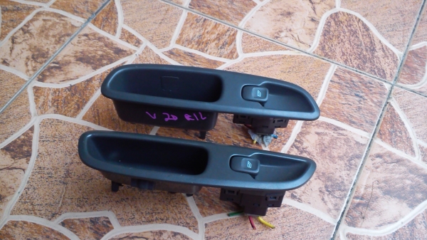 สวิตช์ กดขึ้น ลง กระจก VOLVO V70 ประตูหลัง ซ้าย ขวา