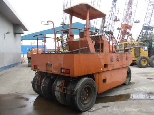 ขายรถบดล้อยาง T2 สภาพสวย นำเข้าจากญี่ปุ่น สนใจติดต่อ อำพล 090-9694506, 080-3031241 ขายรถบดล้อยาง T2 สภาพสวย นำเข้าจากญี่ปุ่น สนใจติดต่อ อำพล 090-9694506, 080-3031241