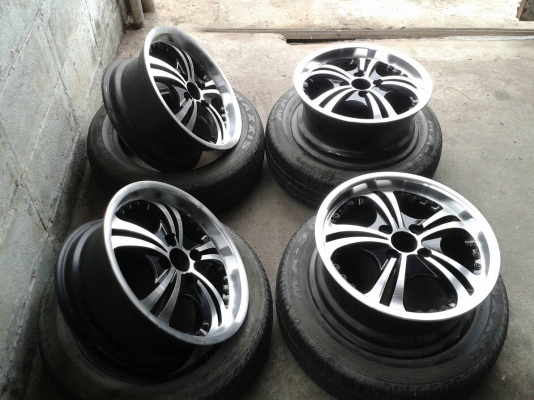 ขอบ15นิ้ว4รู100 พร้อมยาง ชุดนี้ ราคา 5900 บาท ขอบ15นิ้ว4รู100 พร้อมยาง ชุดนี้ ราคา 5900 บาท