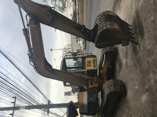 รถขุด Komatsu pc 90 รุ่น5 มี vdo ให้ชม ราคา 750,000 โทร 085-8332943