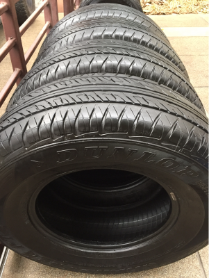 ยาง Dunlop 265 70 16 กลางปี14 ดอกเยอะ ใช้ยาว ราคาไม่แพง ยาง Dunlop 265 70 16 กลางปี14 ดอกเยอะ ใช้ยาว ราคาไม่แพง